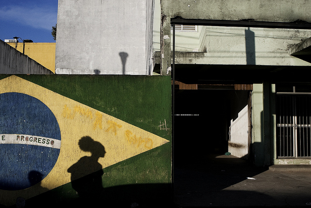 The Trophy of the 2014 FIFA World Cup in Brazil Editorial Image - Image of  exhibition, morumbi: 26762310