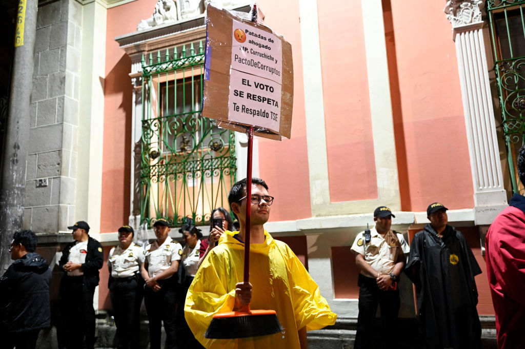 Guatemala expects protests after the Public Ministry moved to disqualify a popular presidential candidate, Bernardo Arévalo, and his Semilla party.