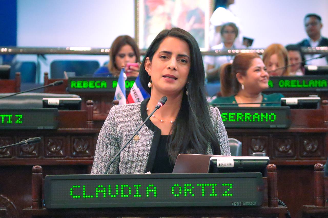 Claudia Ortiz is one of the few political opponents of El Salvador's President Nayib Bukele